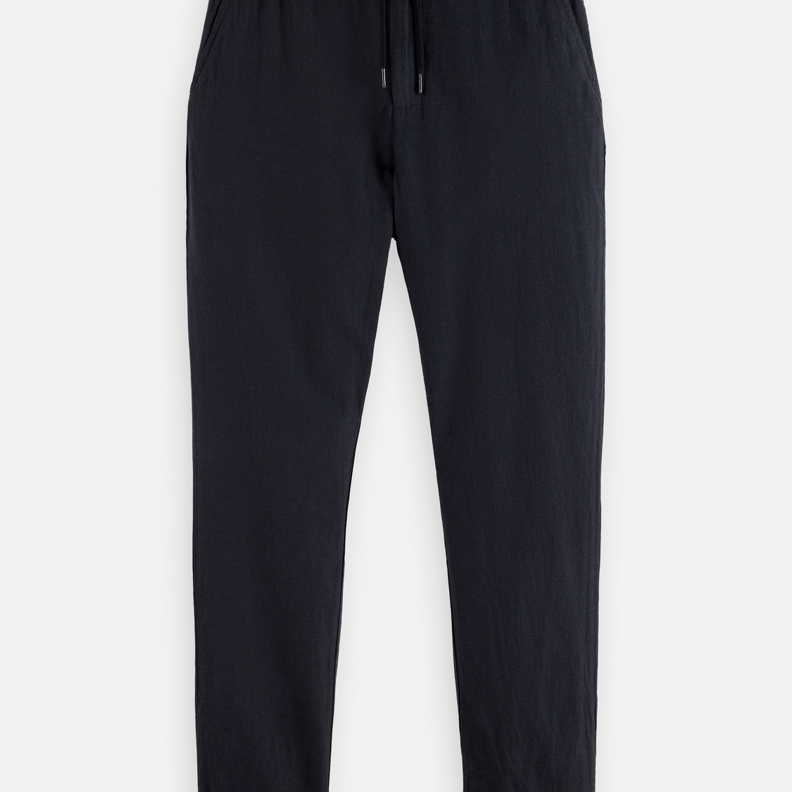 Embrace laid-back comfort with our Warren twill jogger pants. These joggers combine a relaxed aesthetic with breathable fabric - ideal for both leisure and spontaneous thrills.
Men's pants
Straight-fit
Zipper and button closure
Back pocket
Side pockets
67% Cotton, 33% Linen