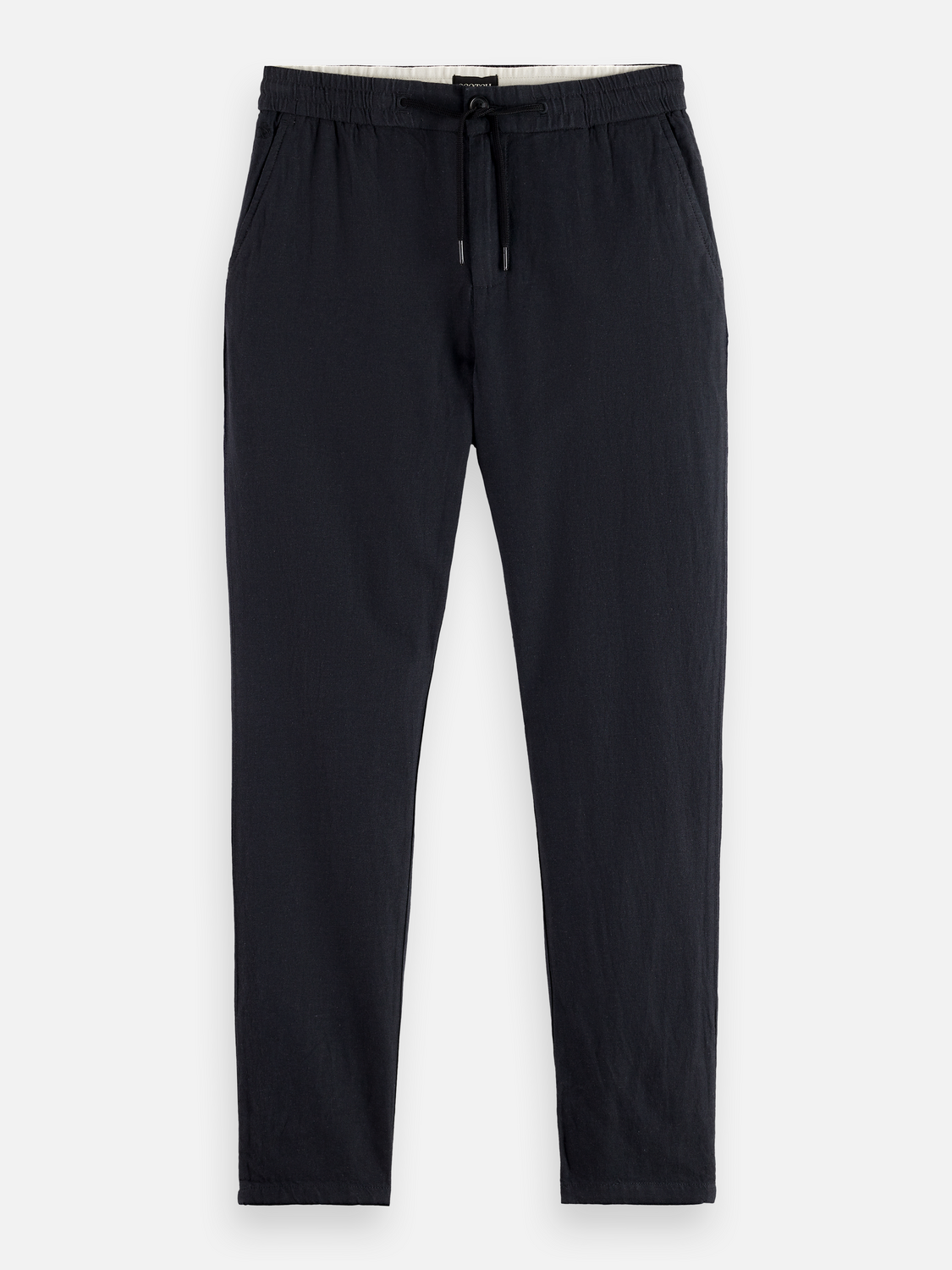 Embrace laid-back comfort with our Warren twill jogger pants. These joggers combine a relaxed aesthetic with breathable fabric - ideal for both leisure and spontaneous thrills.
Men's pants
Straight-fit
Zipper and button closure
Back pocket
Side pockets
67% Cotton, 33% Linen