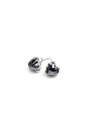 IRON GLANCE LOVE CLAW EARRINGS - SILVER