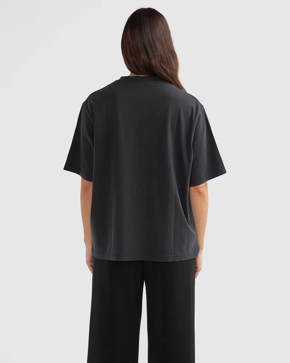 Launched in 2014, Australian boutique label&nbsp;ENA PELLY&nbsp;explores a harmony between modern designs and classic styling with each collection.&nbsp;ENA PELLY&nbsp;exudes confidence, femininity and effortless style whilst quietly demanding attention with bold lines and clean silhouettes. With a background in print and textile design, the brand celebrates Creative Director and owner Danielle Pelly's passion for luxurious natural fabrics, timeless style and exquisite quality while evolving with each colle