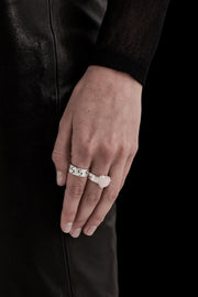 LOVE CLAW RING